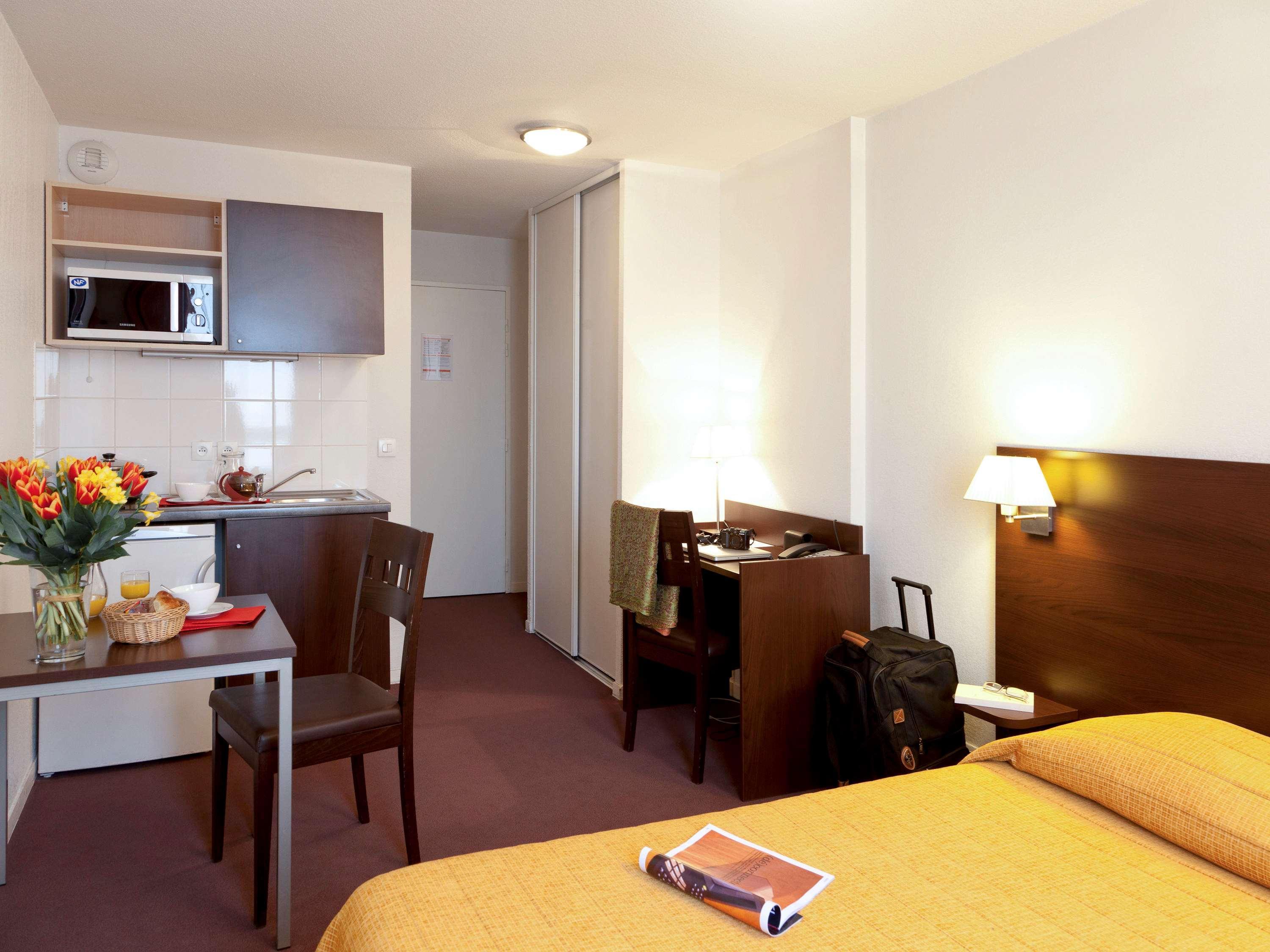 Aparthotel Adagio Access Paris Saint-Denis Pleyel Экстерьер фото