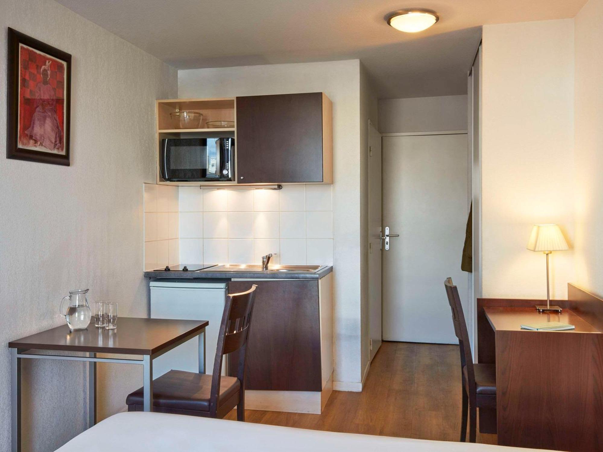Aparthotel Adagio Access Paris Saint-Denis Pleyel Экстерьер фото