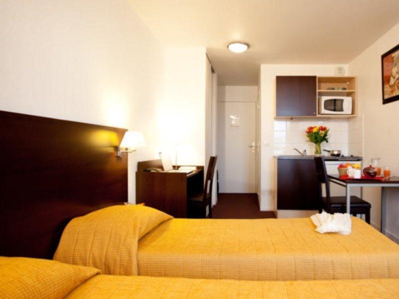 Aparthotel Adagio Access Paris Saint-Denis Pleyel Экстерьер фото
